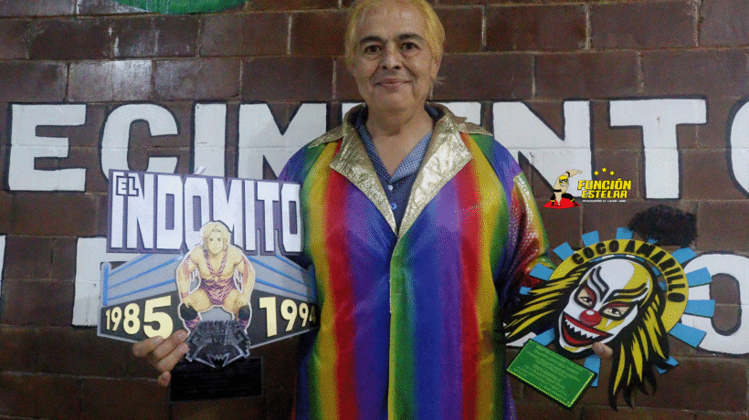 Rinden homenaje en vida a Coco Amarillo, la empresa  hidalguense C.L.L.T.