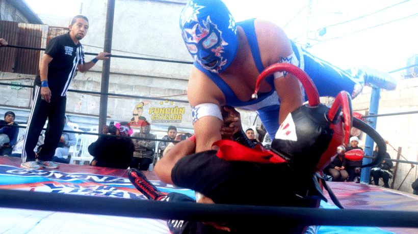 Lucha clásica de alto poder, triunfo para Estrella Polar y Estrella Polar Jr.,